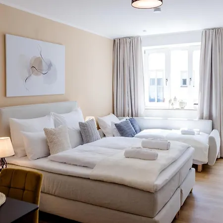 Lumen Homes - Altstadt-studio Direkt Im Zentrum, Kueche, Oeffentlicher Parkplatz Ums Eck 아파트 *