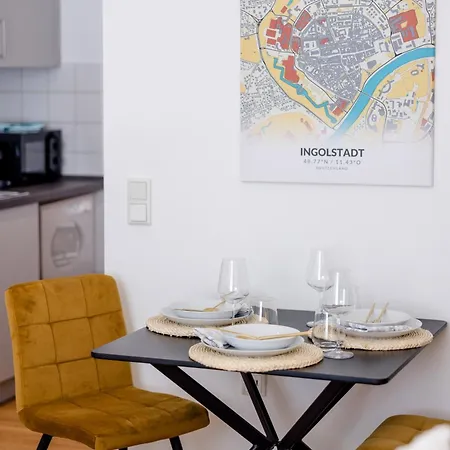 Lumen Homes - Altstadt-studio Direkt Im Zentrum, Kueche, Oeffentlicher Parkplatz Ums Eck 아파트 잉골슈타트
