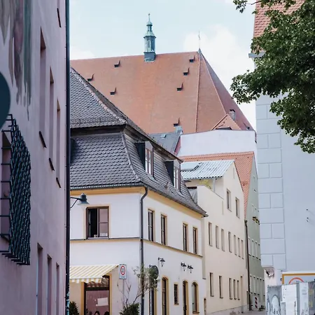 Lumen Homes - Altstadt-studio Direkt Im Zentrum, Kueche, Oeffentlicher Parkplatz Ums Eck 아파트 잉골슈타트