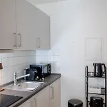 Lumen Homes - Altstadt-studio Direkt Im Zentrum, Kueche, Oeffentlicher Parkplatz Ums Eck Apartamento Ingolstadt