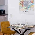 Lumen Homes - Altstadt-studio Direkt Im Zentrum, Kueche, Oeffentlicher Parkplatz Ums Eck Apartamento Ingolstadt