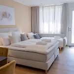 Lumen Homes - Altstadt-studio Direkt Im Zentrum, Kueche, Oeffentlicher Parkplatz Ums Eck Ingolstadt