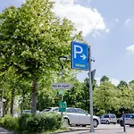 Lumen Homes - Altstadt-studio Direkt Im Zentrum, Kueche, Oeffentlicher Parkplatz Ums Eck Ingolstadt