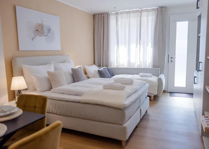 Lumen Homes - Altstadt-studio Direkt Im Zentrum, Kueche, Oeffentlicher Parkplatz Ums Eck Ingolstadt